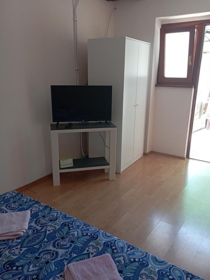 Apartments Mare Novigrad  Exterior photo